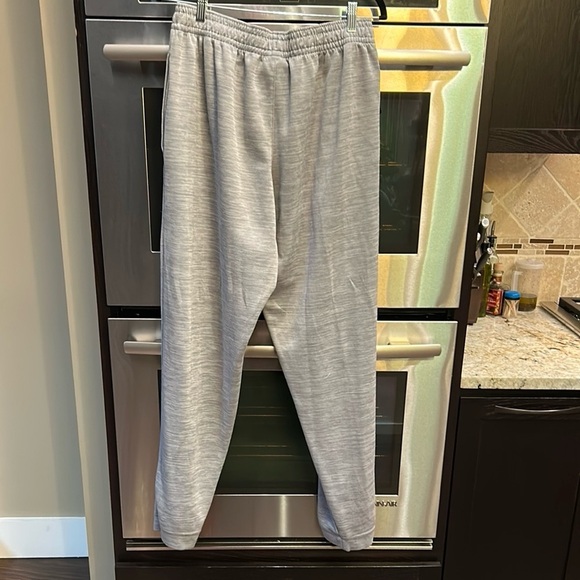 Nike Gray Sweatpants‎ - Picture 4 of 6